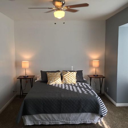 Large Room Near Uvu & Byu โอเร็ม ภายนอก รูปภาพ